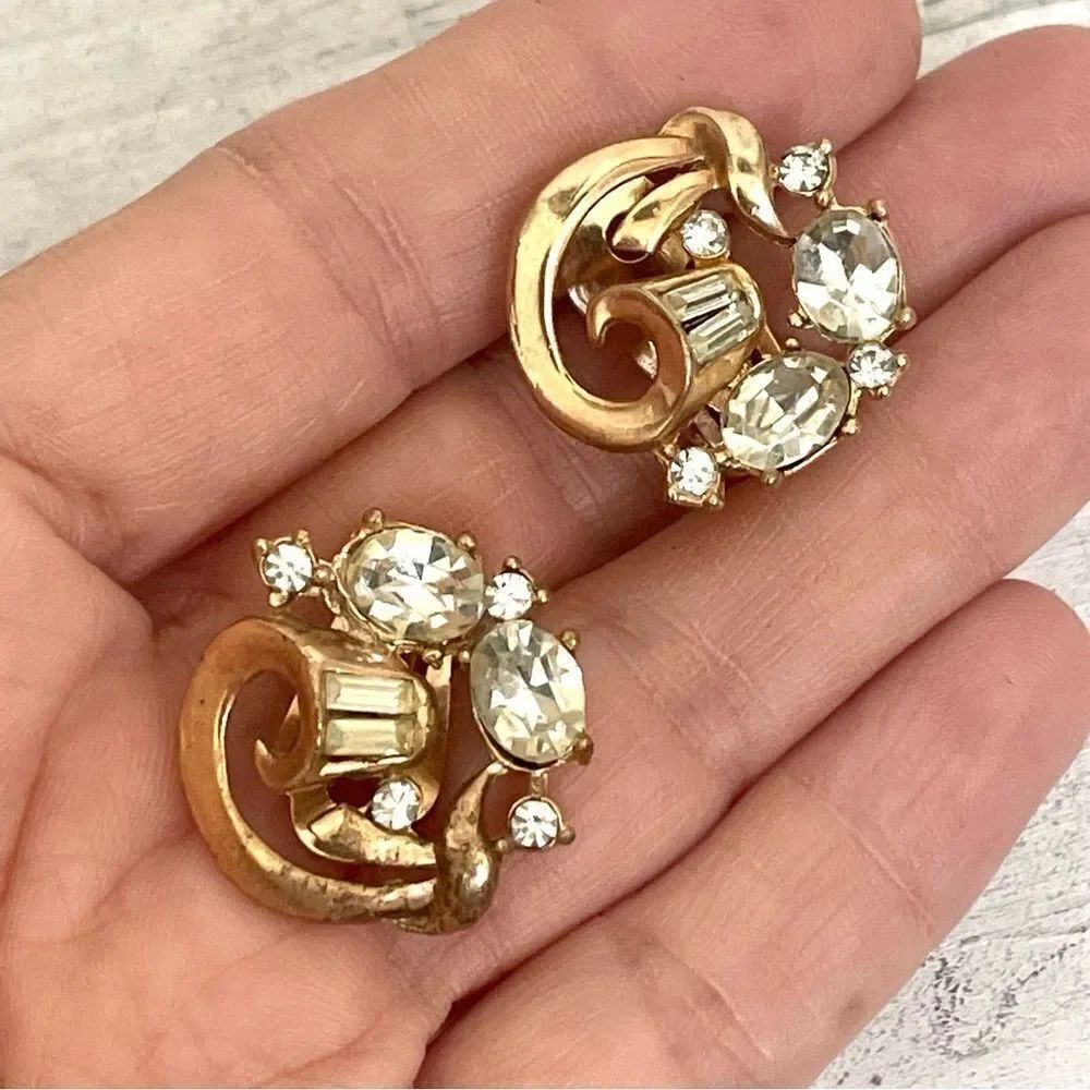 VintageΒ Gold tone fauxβdiamond clip onβearrings